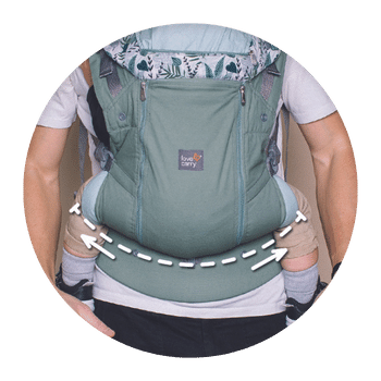 mochila portabebes air x detalle de la posicion ergonomica de la cadera del bebe